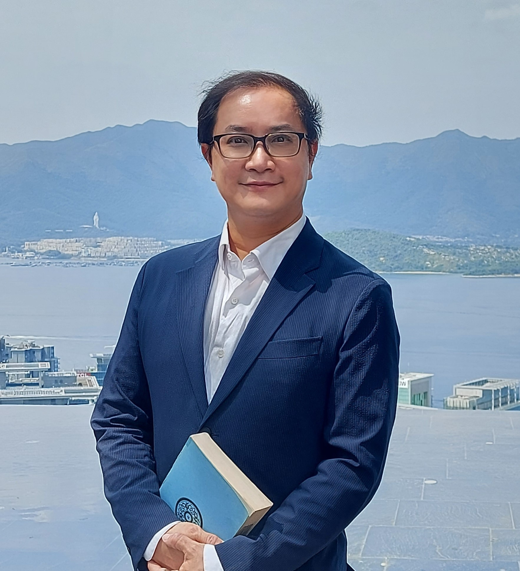 Dr. Siu-lun LEE